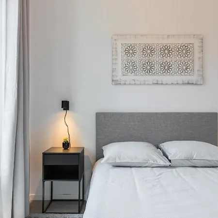 3 Fodere - Magnifique 2 Pieces - Quartier Du Port - Dernier Etage 니스